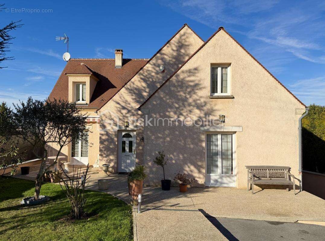 Maison à NANTEUIL-LES-MEAUX