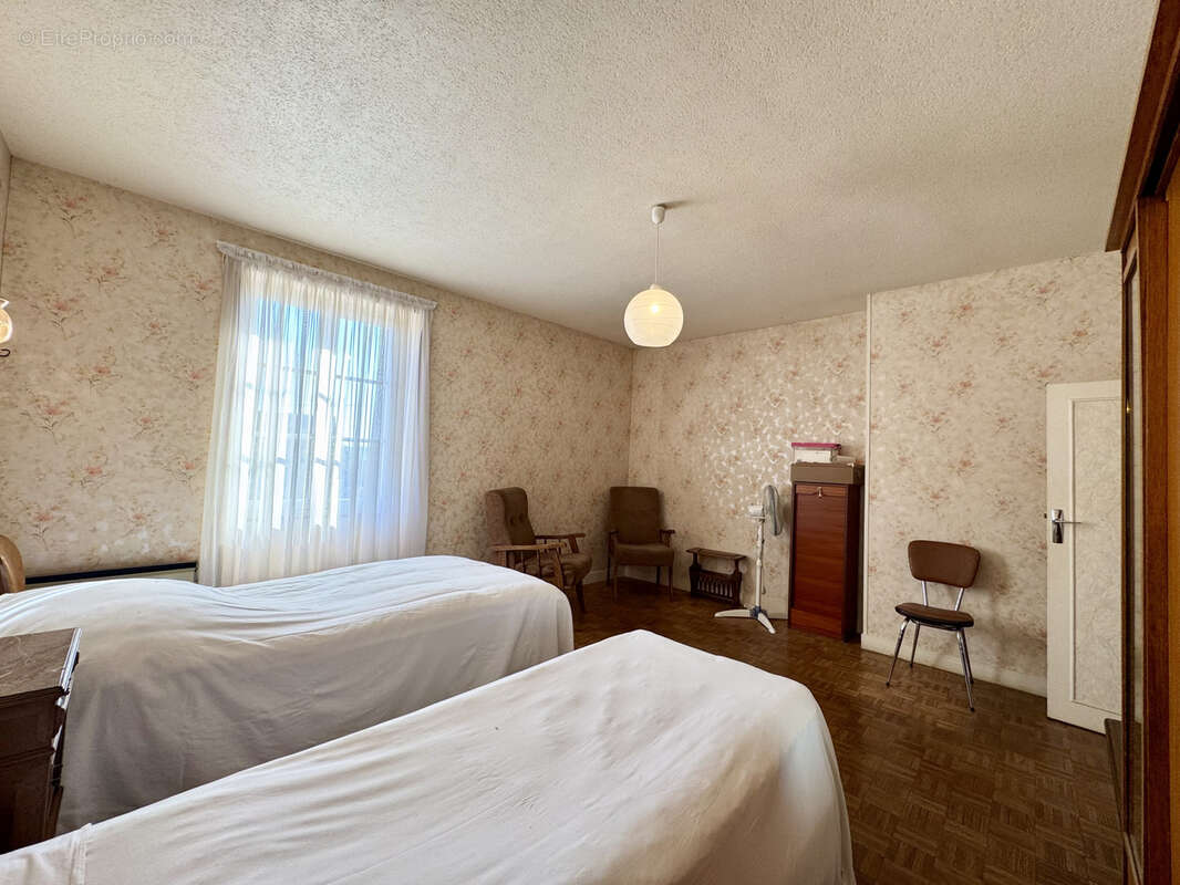 Maison à COULOMMIERS