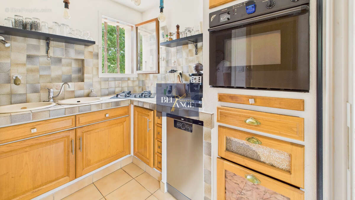 Maison à GROSPIERRES