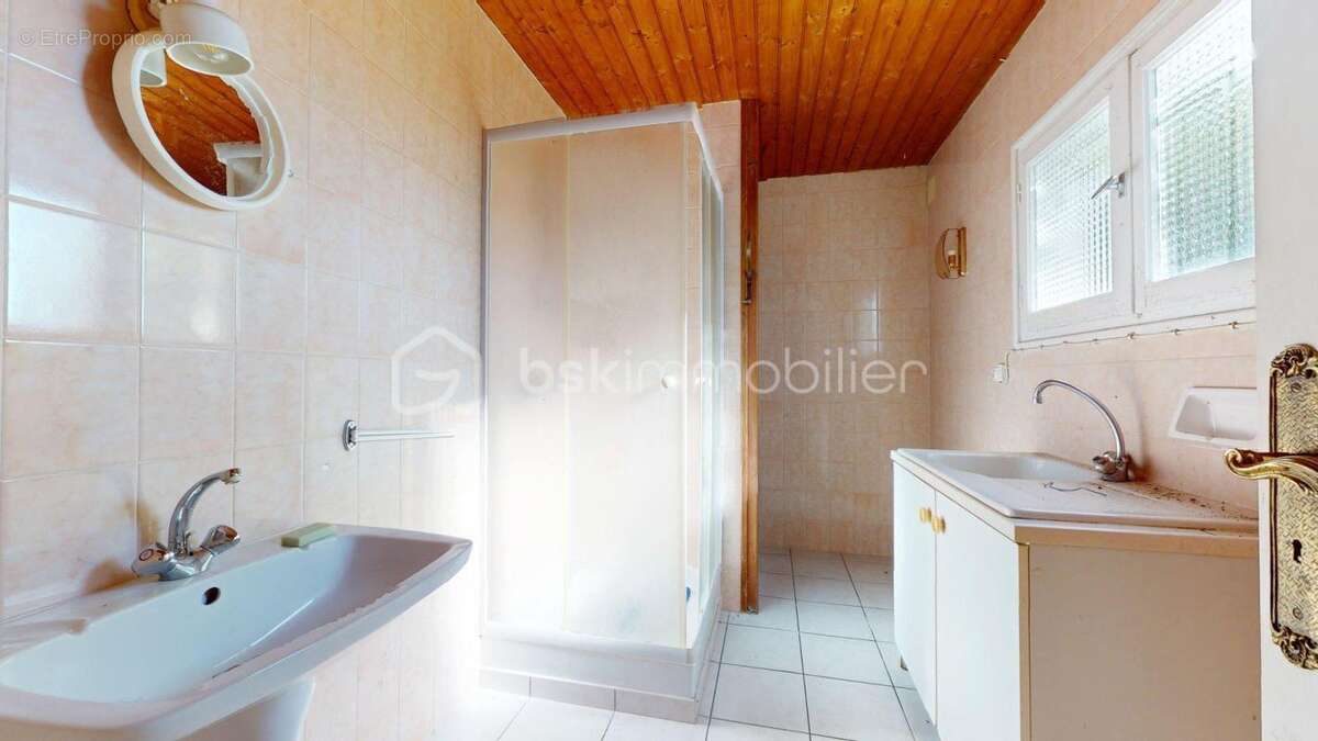 Maison à PONT-L'ABBE-D'ARNOULT