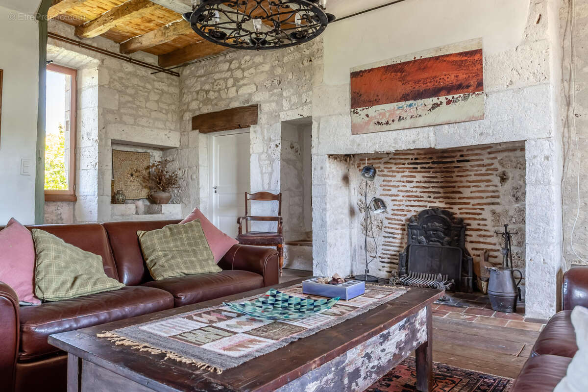 Propriété de campagne avec piscine et dépendances - photo 33
