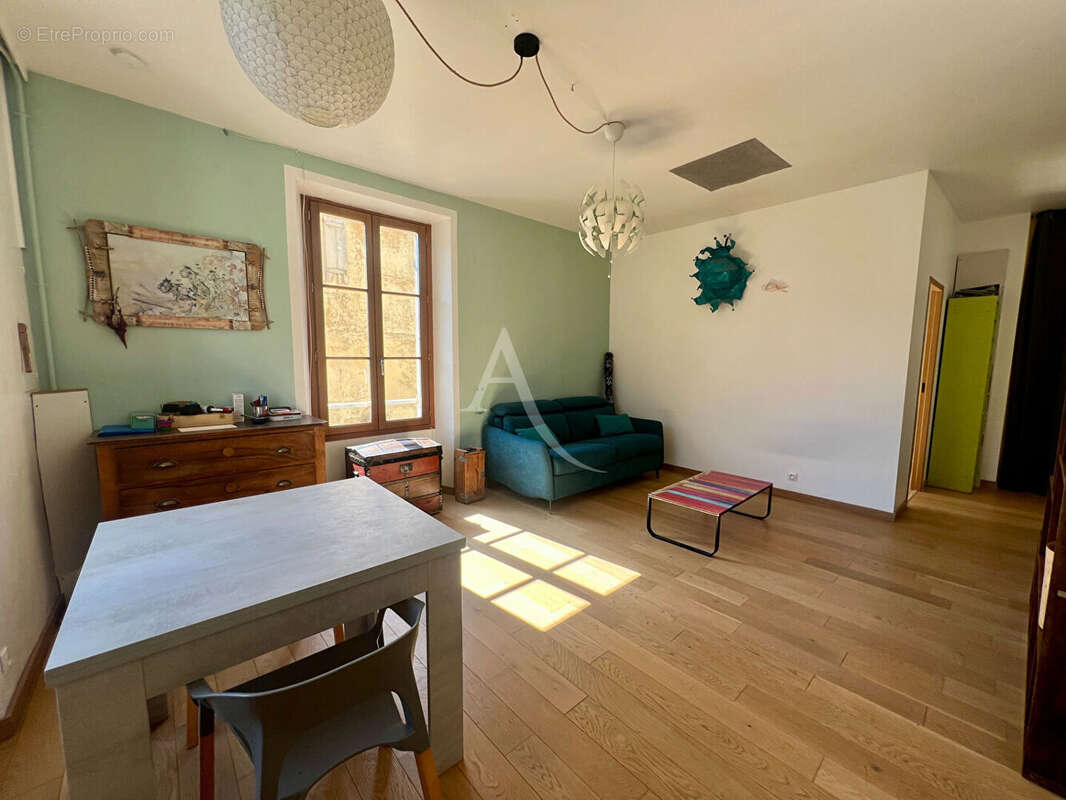 Appartement à FERRIERES-EN-BRIE