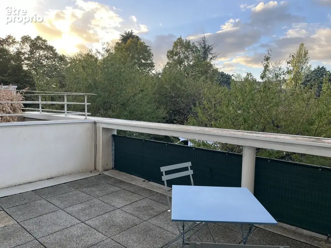 T3 avec terrasse - Quartier Saint-Marc - photo 12