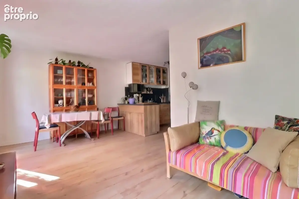 Appartement 47m² à La Plaine Saint Denis - photo 2