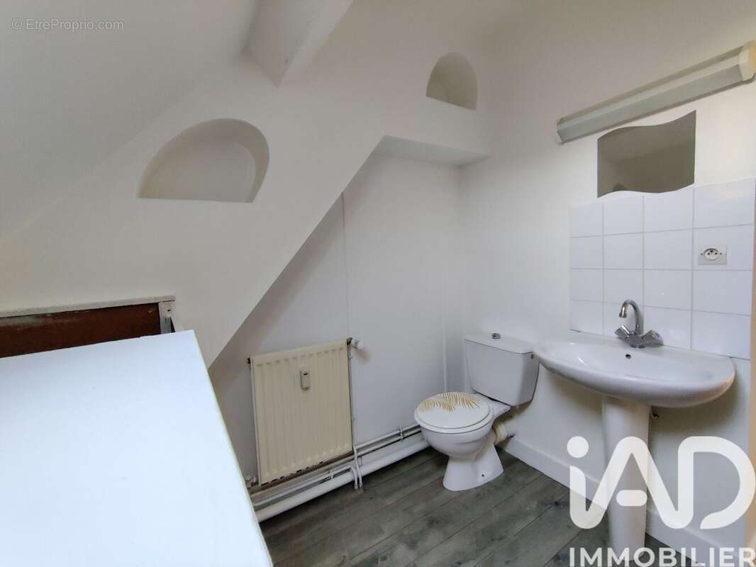 Appartement 55 m² à Sainte-Maure-De-Touraine  - photo 3