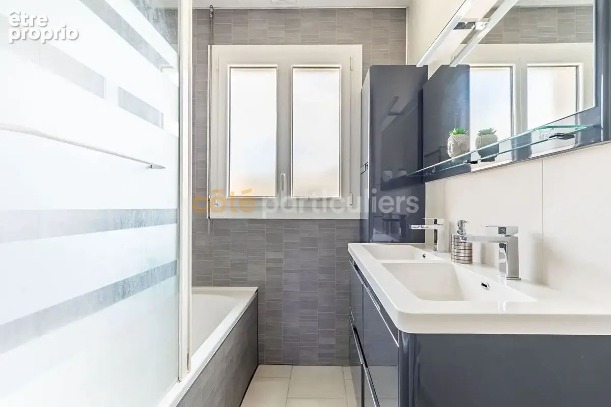 Maison 160 m² - quartier petit bourg - 5 chambres - 2 logements - proche commodités - photo 6