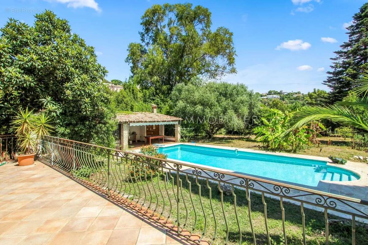 Maison à CAGNES-SUR-MER