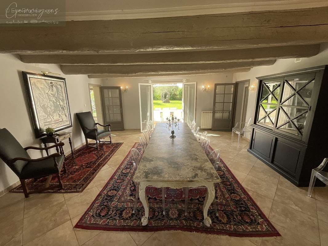 Maison à LE THOLONET