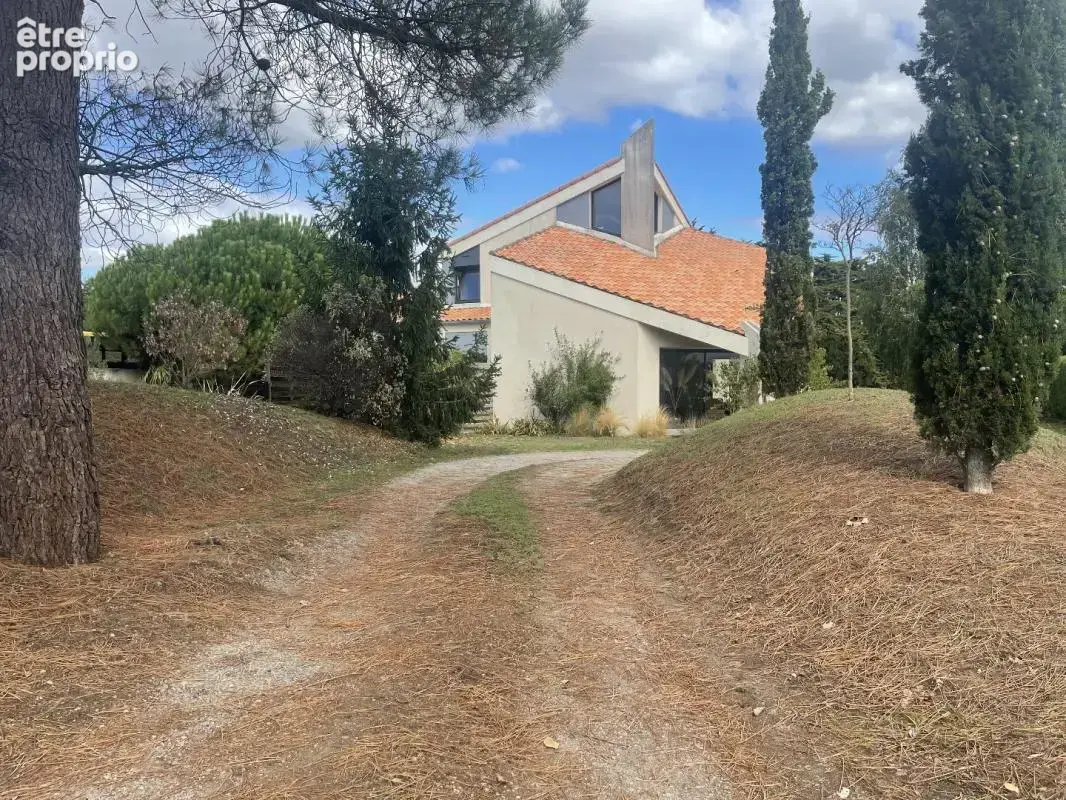 Maison 9 pièces 180 m² à vendre à Arthon-En-Retz (44320) - photo 2