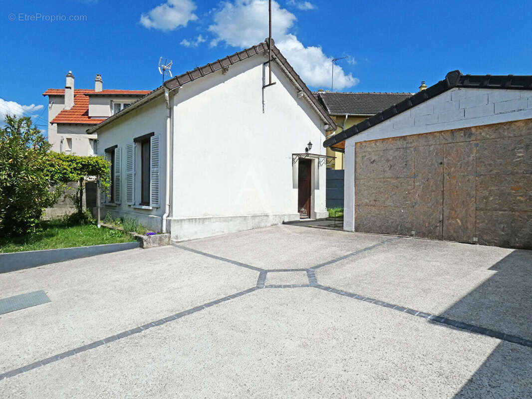 Maison à GAGNY