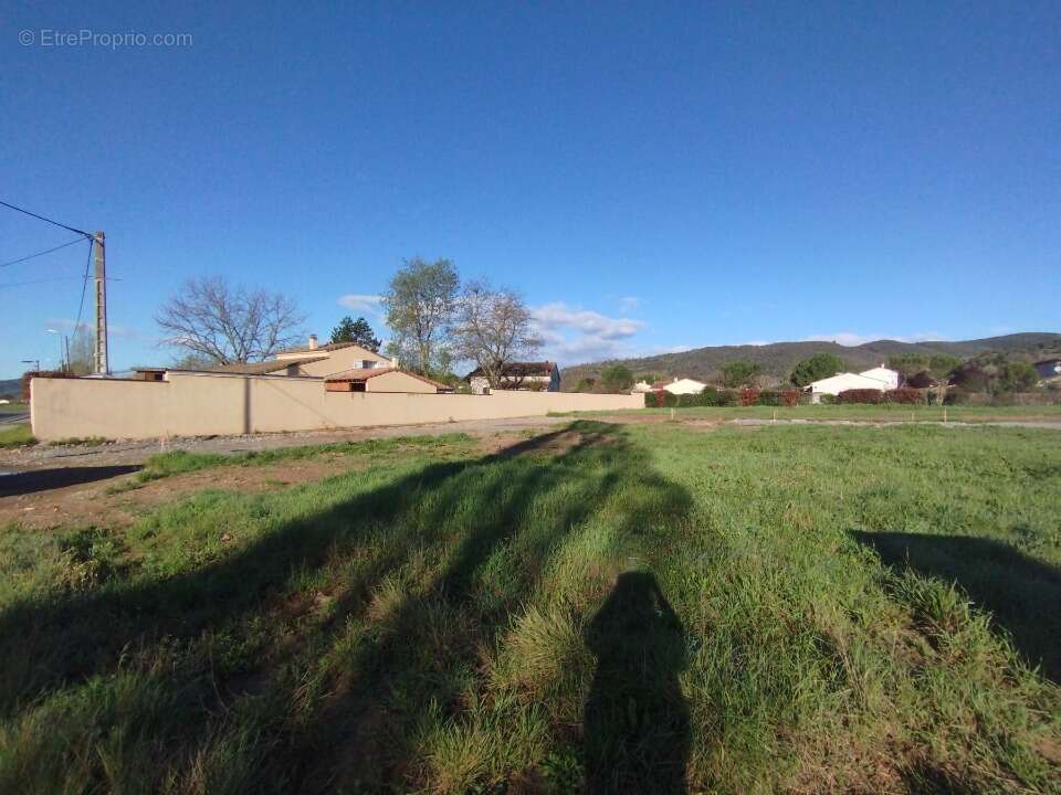 Terrain à LAGORCE