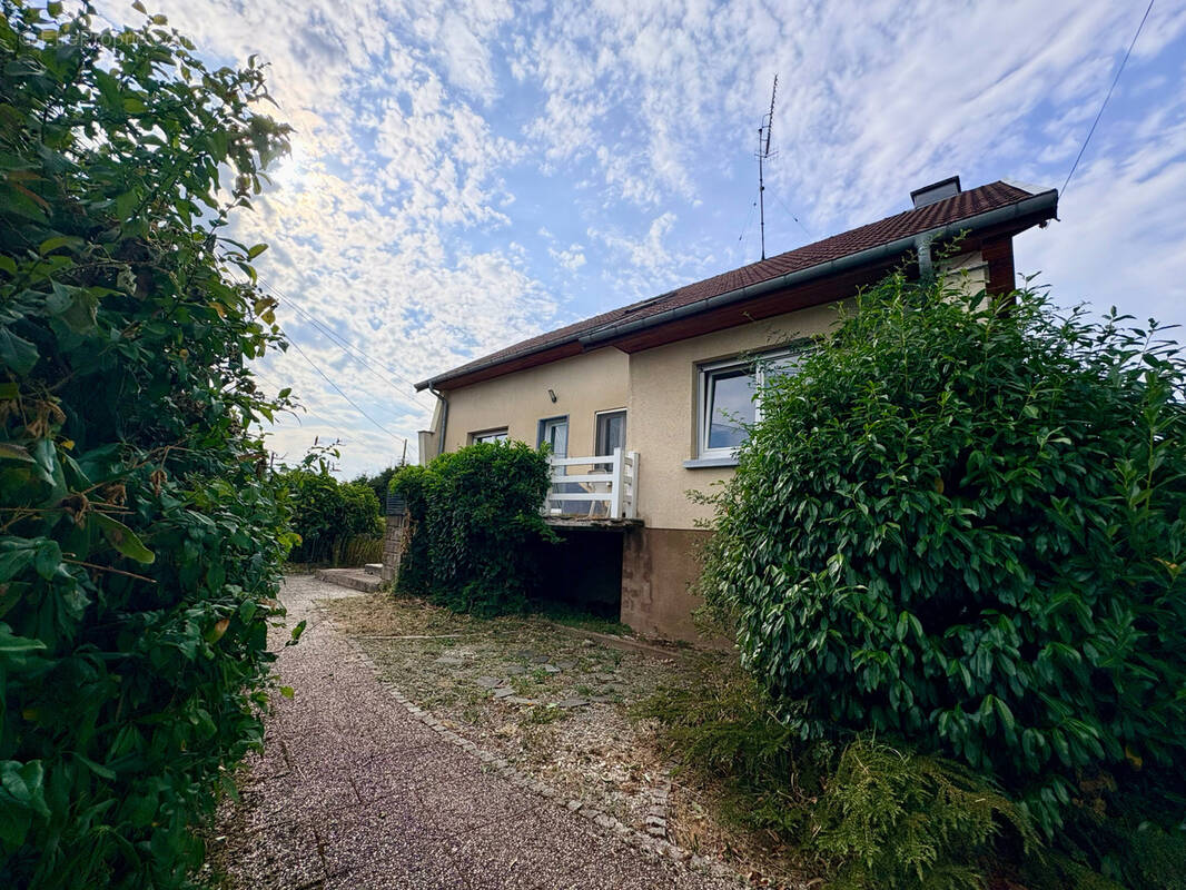 Maison à RONCHAMP