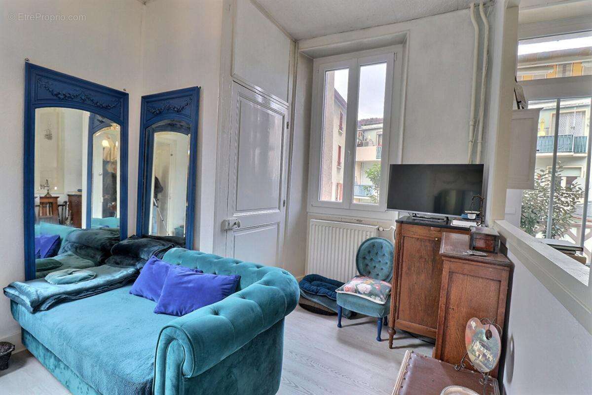 Maison à LA ROCHETTE