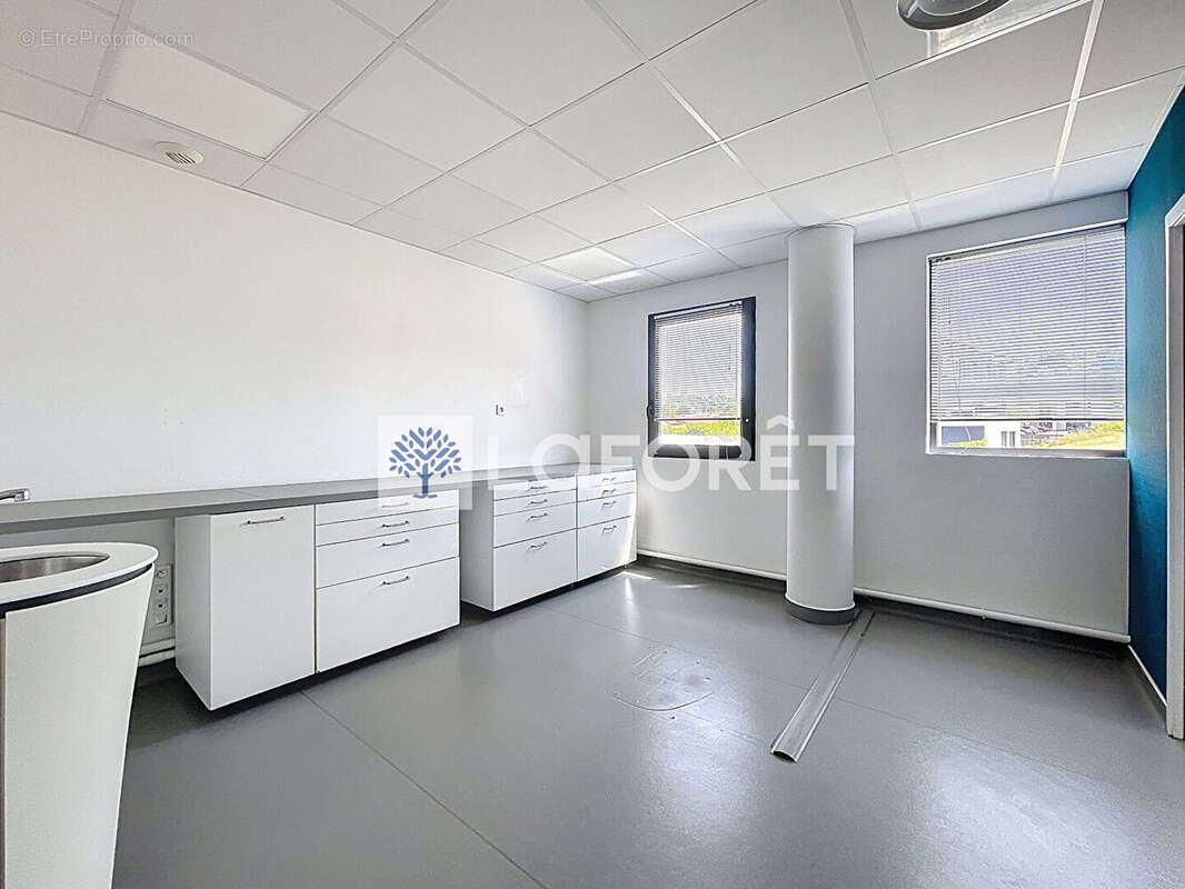 Commerce à BOURGOIN-JALLIEU