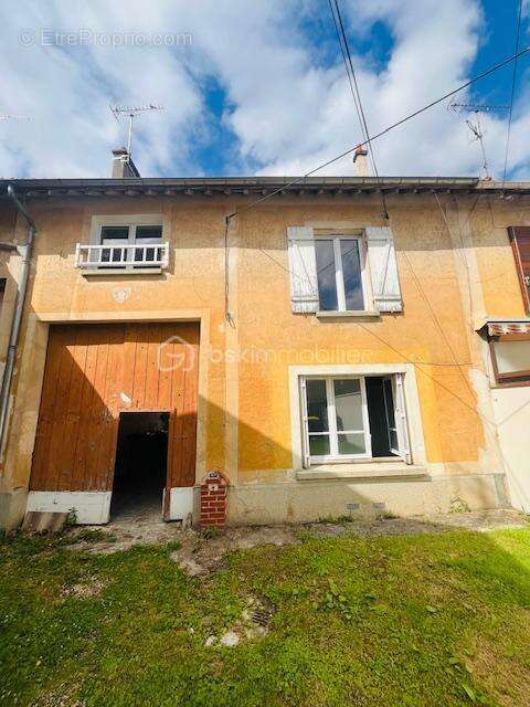 Maison à USSY-SUR-MARNE