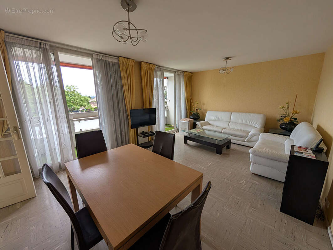 Appartement à LYON-5E