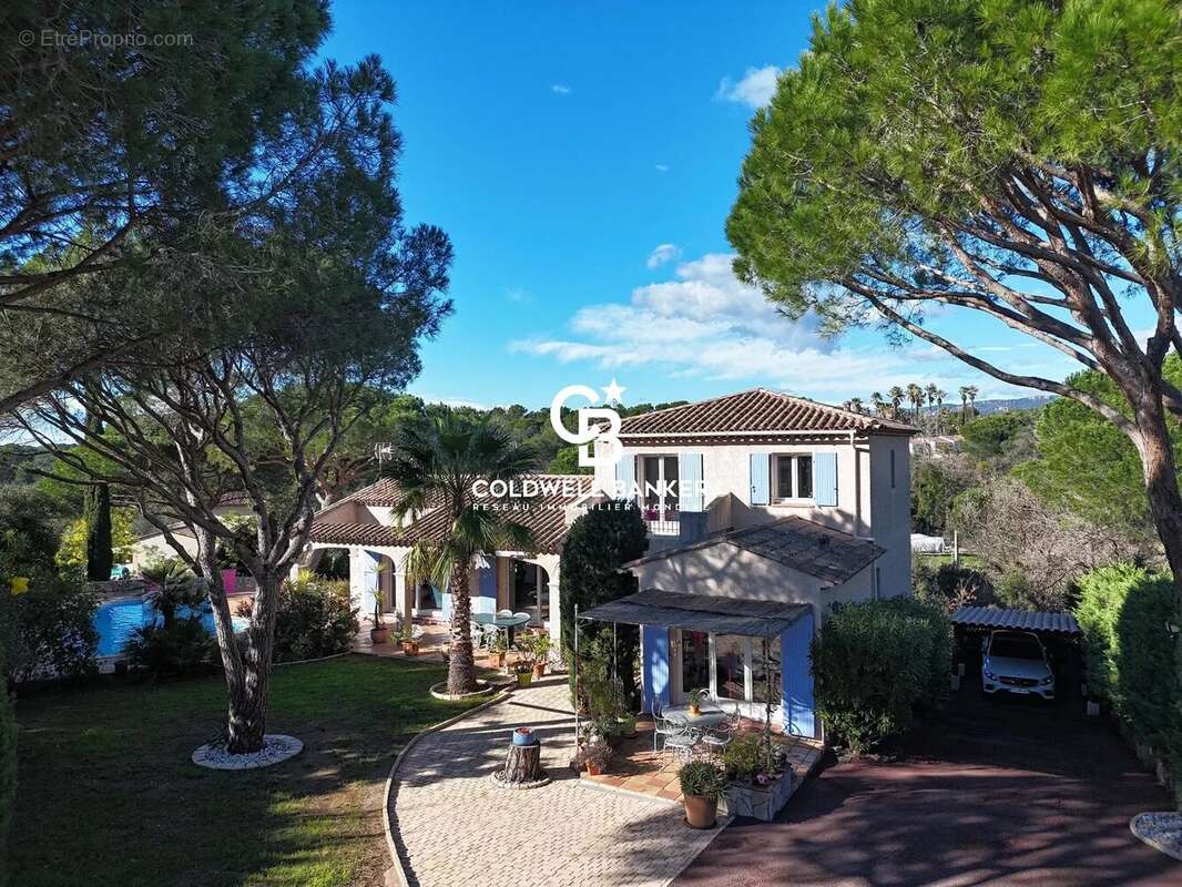 Maison à FREJUS
