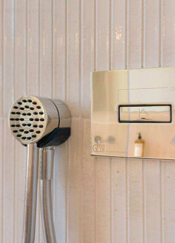 Appartement à LYON-6E