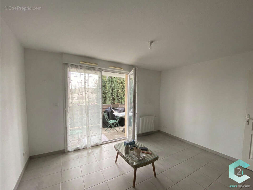 Appartement à FONBEAUZARD