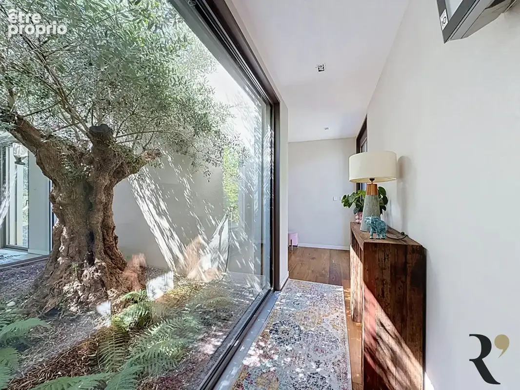 AIGREFEUILLE Élégante contemporaine de 180 m² avec piscine - photo 4