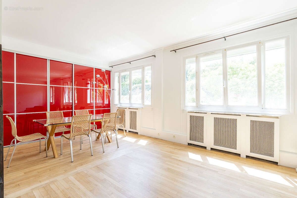 Appartement à GARCHES