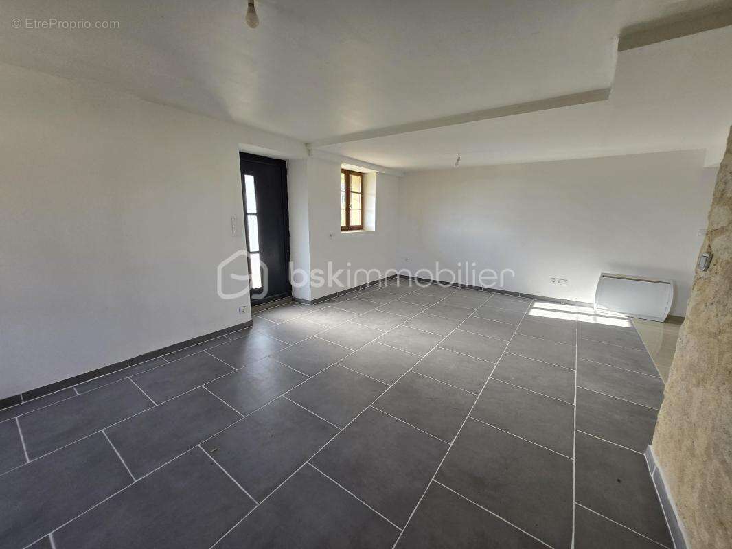 Maison à SAINT-LEGER-DES-VIGNES