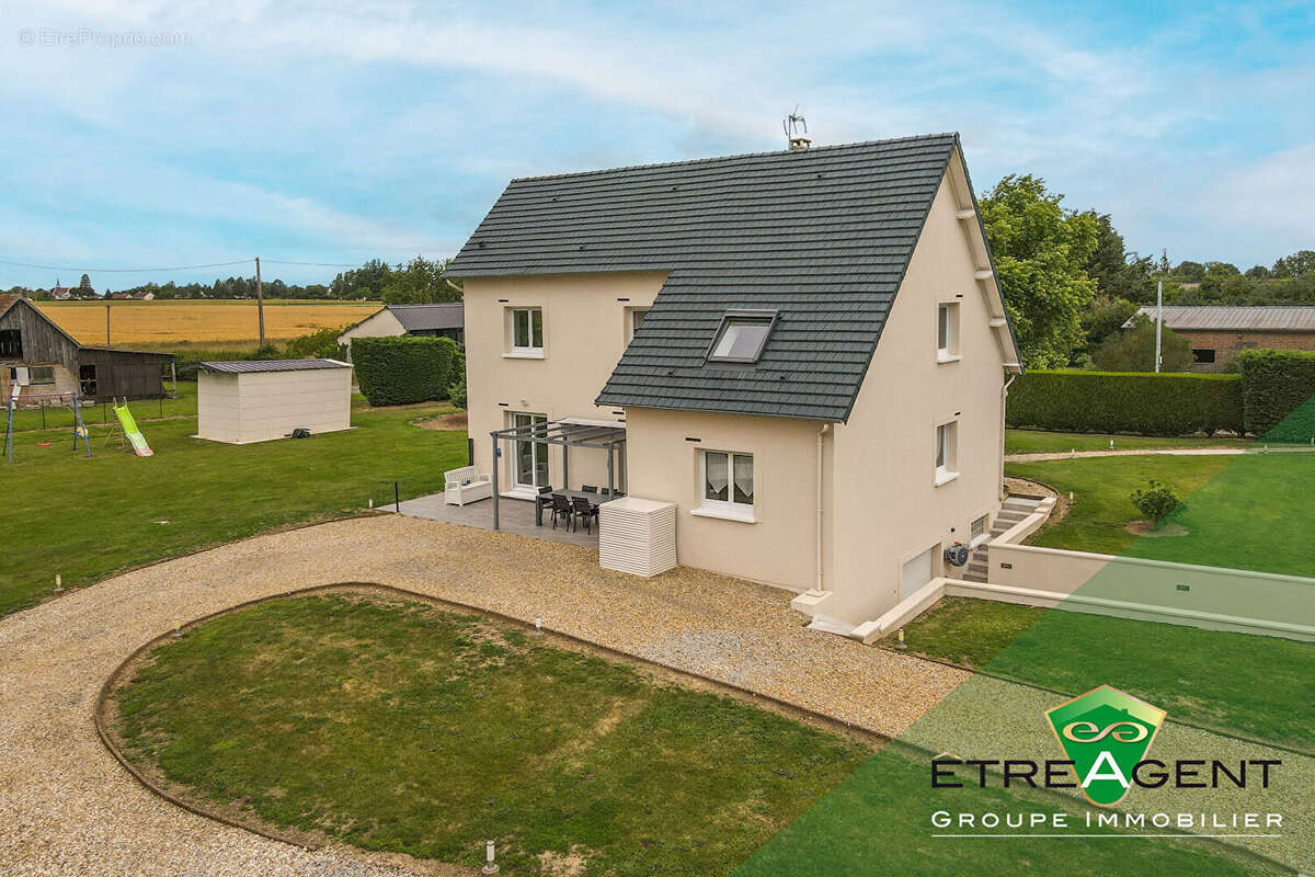 Maison COLLANDRES QUINCARNON - 178 m² - 5 chambres - photo 15