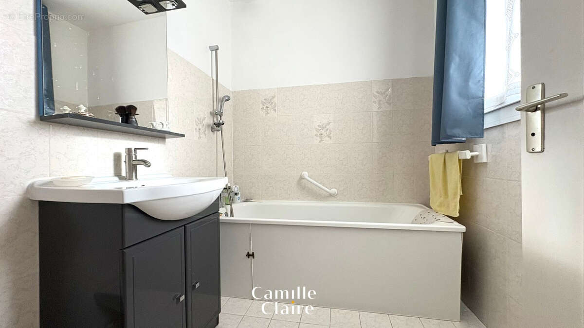 Maison à SAINT-SAVOURNIN