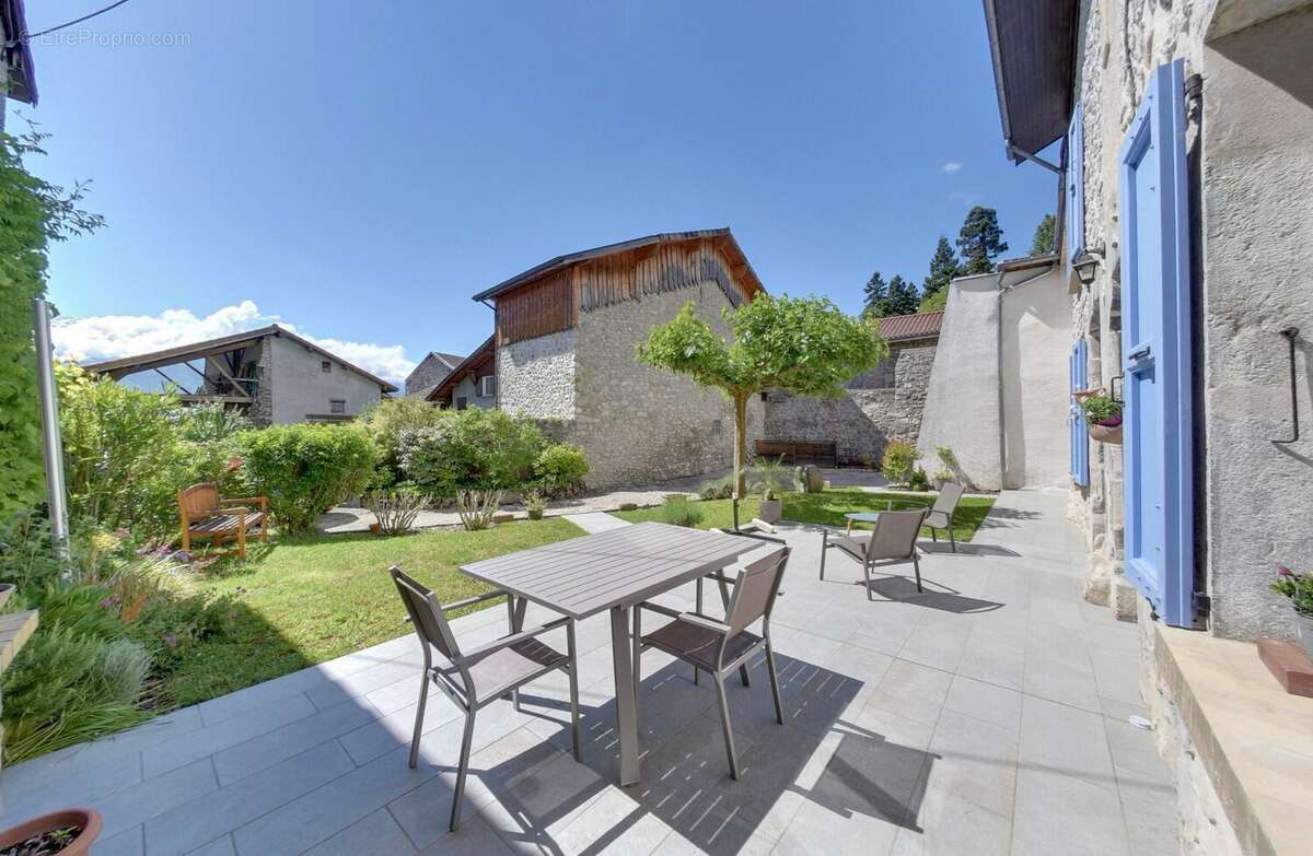 Maison à BERNIN