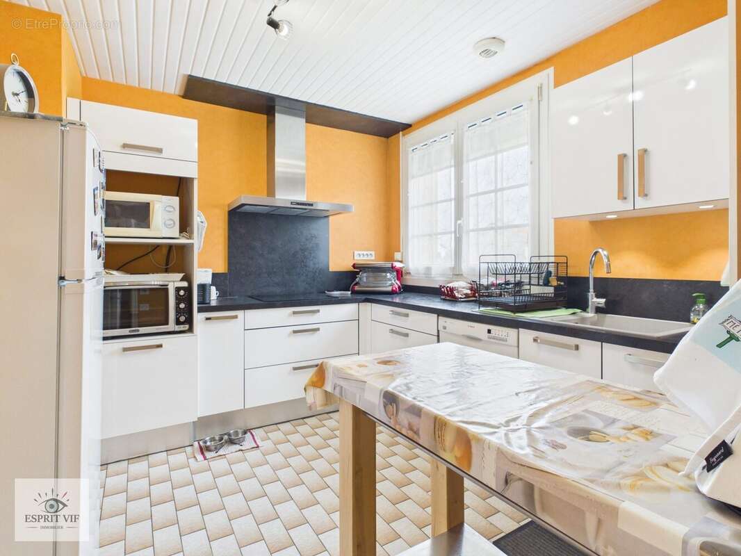 Maison 143 m² à Seichamps  - photo 9