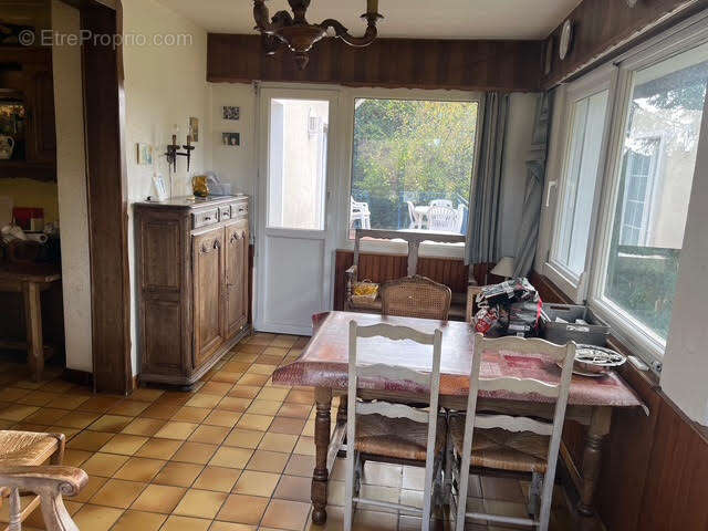 Maison à CONTREXEVILLE