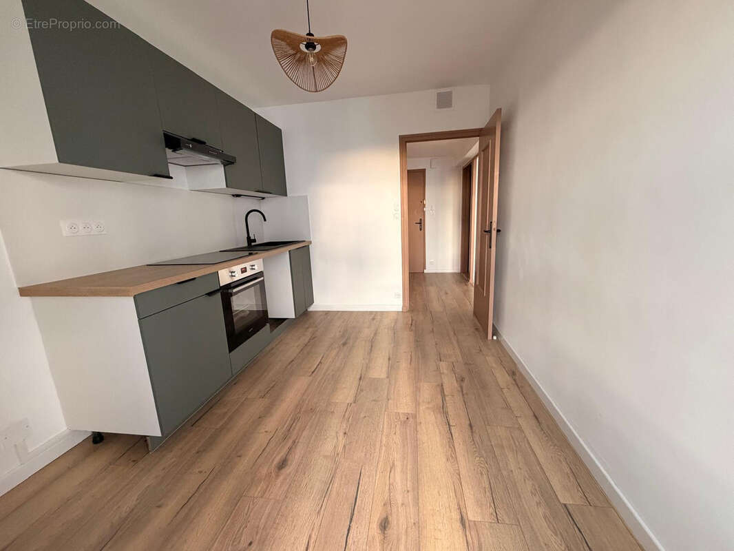 Appartement à GUILHERAND-GRANGES