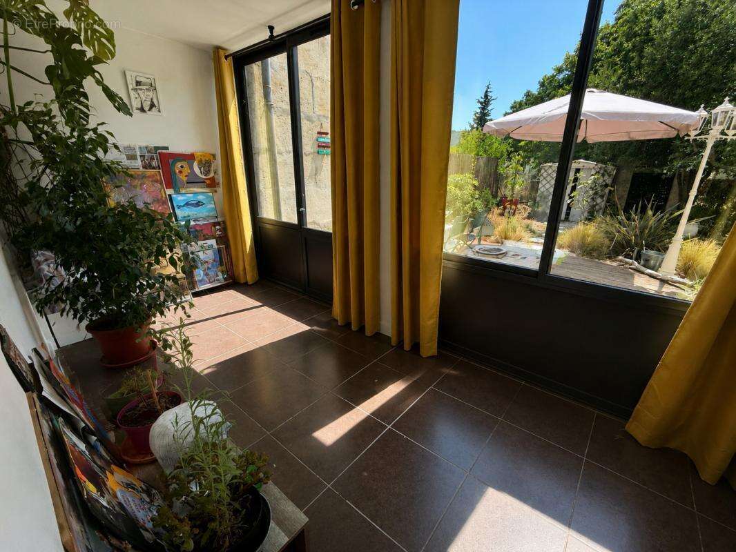 Rez-de-jardin avec garage - photo 6