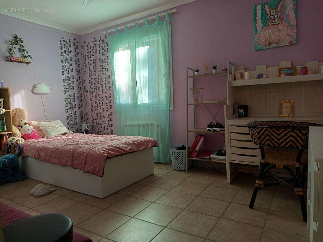 Maison à MONTSEGUR-SUR-LAUZON