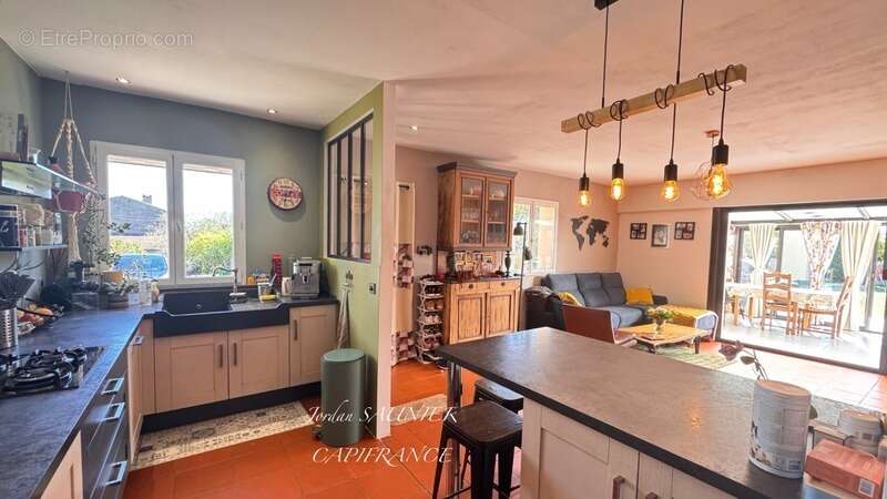 Maison à vendre 130m2, 7 pièces SAINT FELIX LAURAGAIS (31) - photo 6