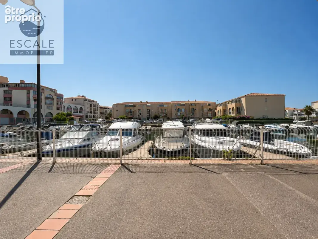 Vente studio cabine rdc + parking vue marina aux quilles a sete - photo 2