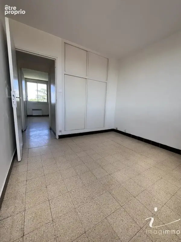 Appartement ff4 pres d'arenes - photo 6