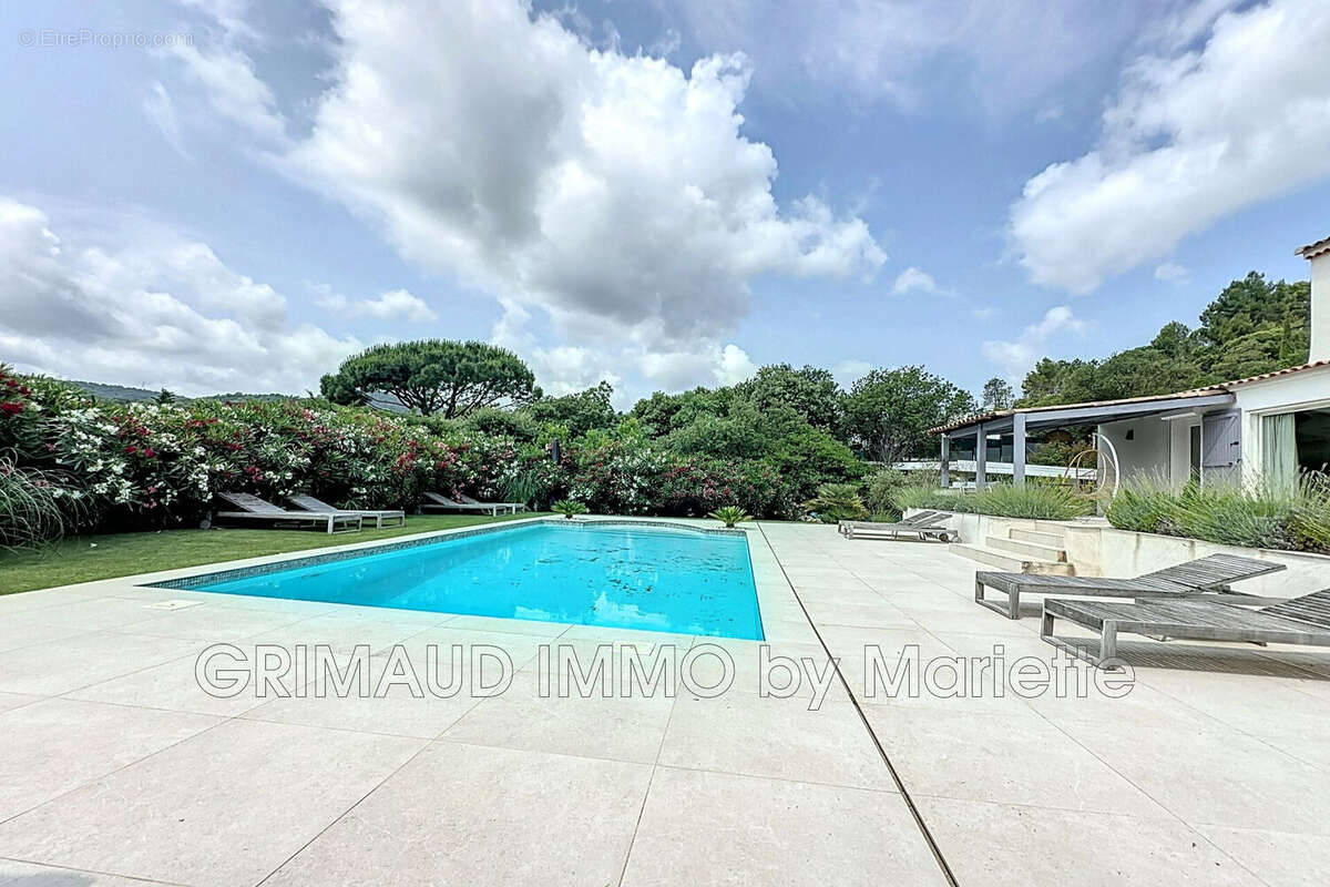 Maison à PLAN-DE-LA-TOUR