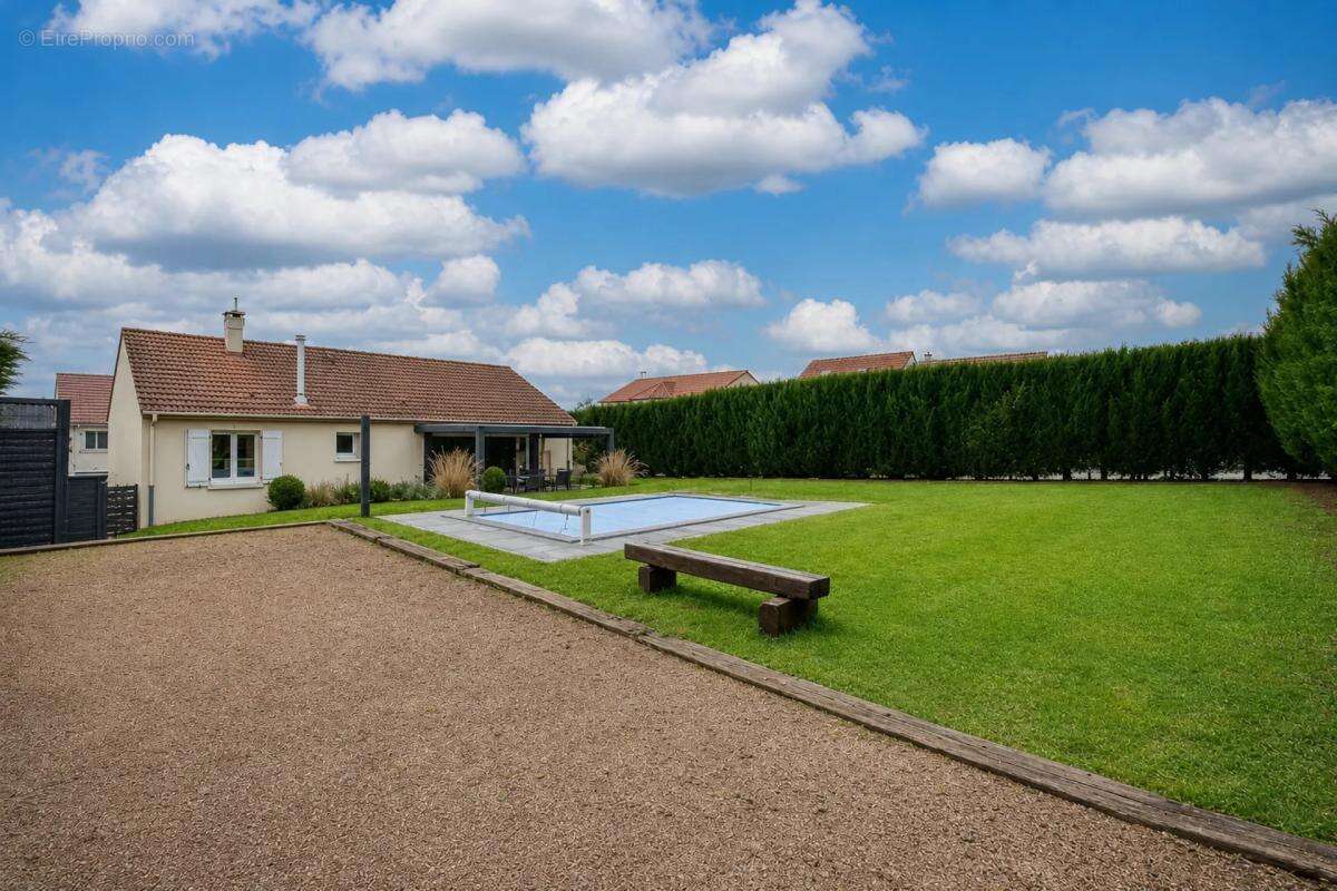 Maison plain-pied 6 pièces avec jardin et piscine - photo 26