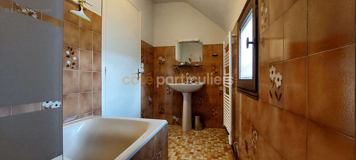Maison à LOLIF