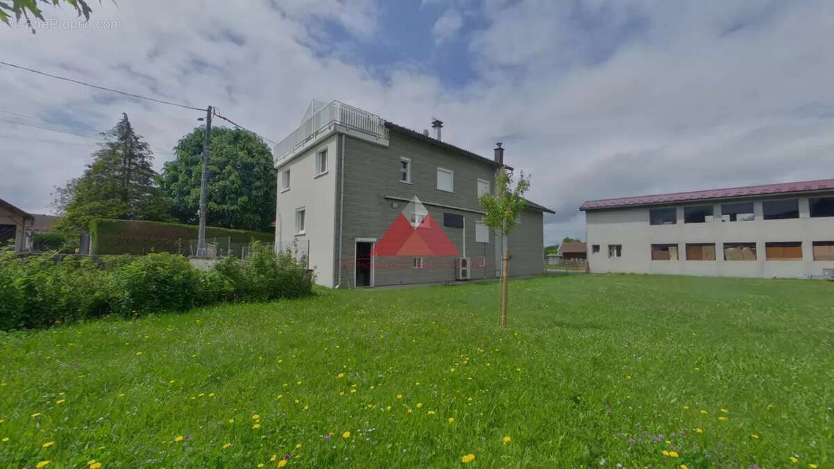 Maison à COGNA