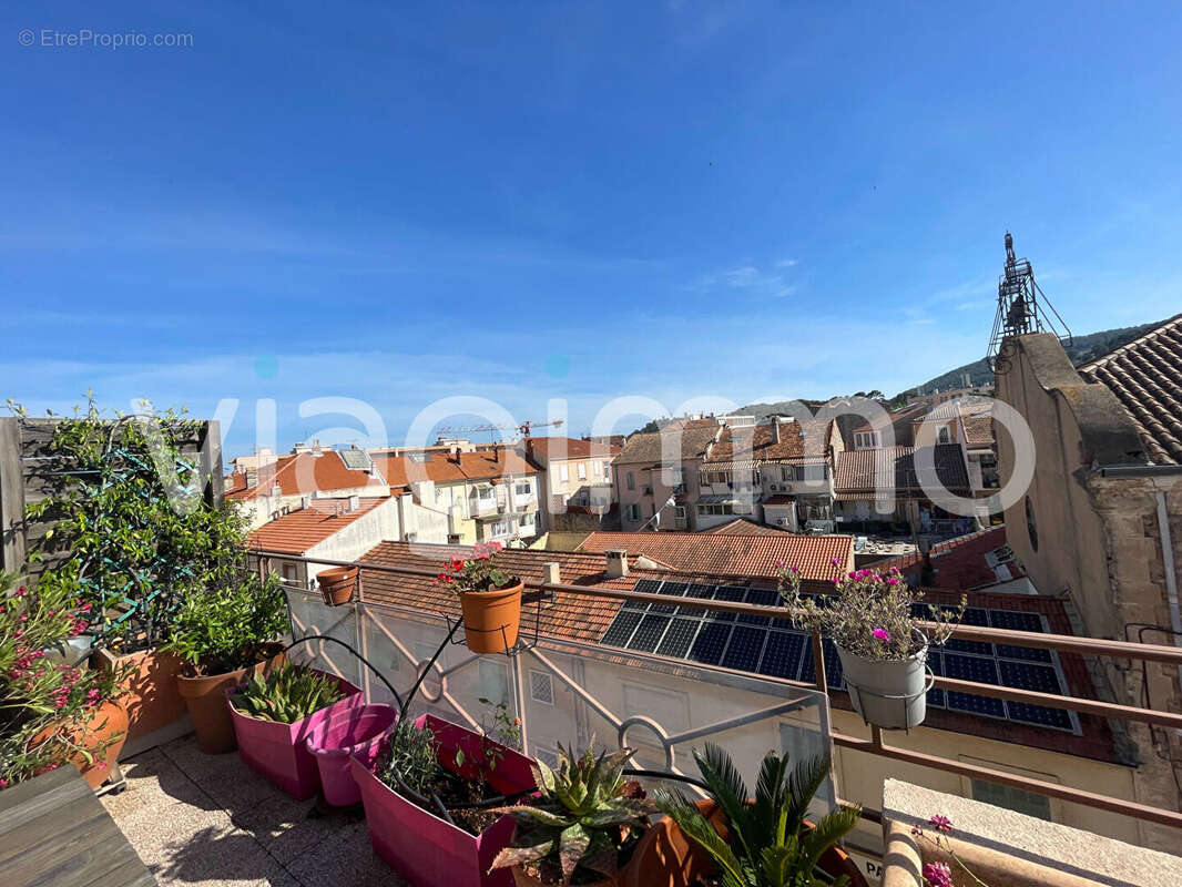 Appartement à HYERES