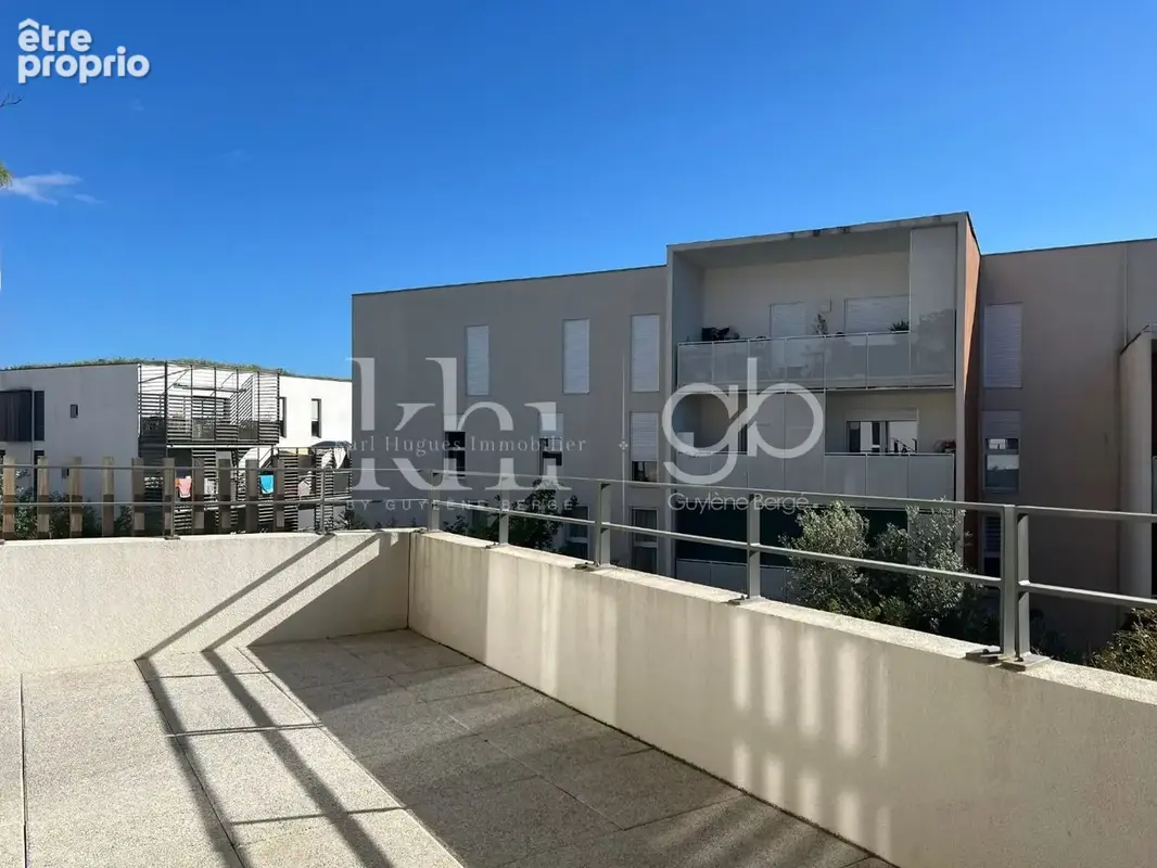 Appartement T3 de 57 m2 à JUVIGNAC (34990) - Terrasse et parking - photo 4