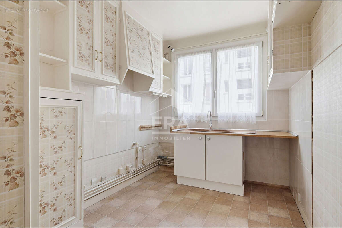 Appartement à PARIS-12E