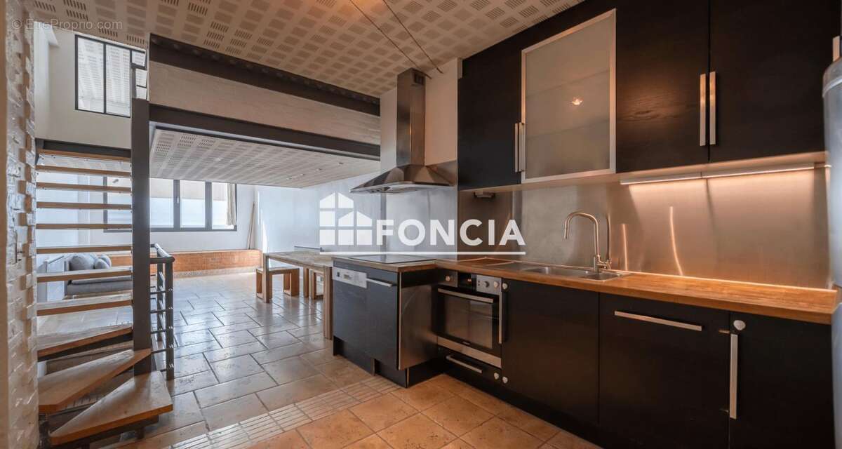 Appartement à MONTROUGE