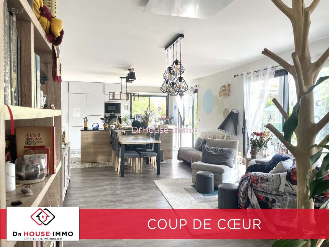 Maison à LA SALVETAT-SAINT-GILLES