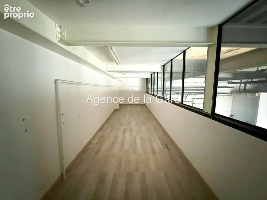 Local d'Activité et bureaux de 163 m² Sartrouville - photo 5