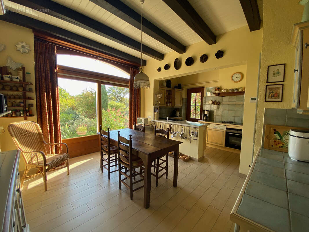 Maison à PUY-L'EVEQUE