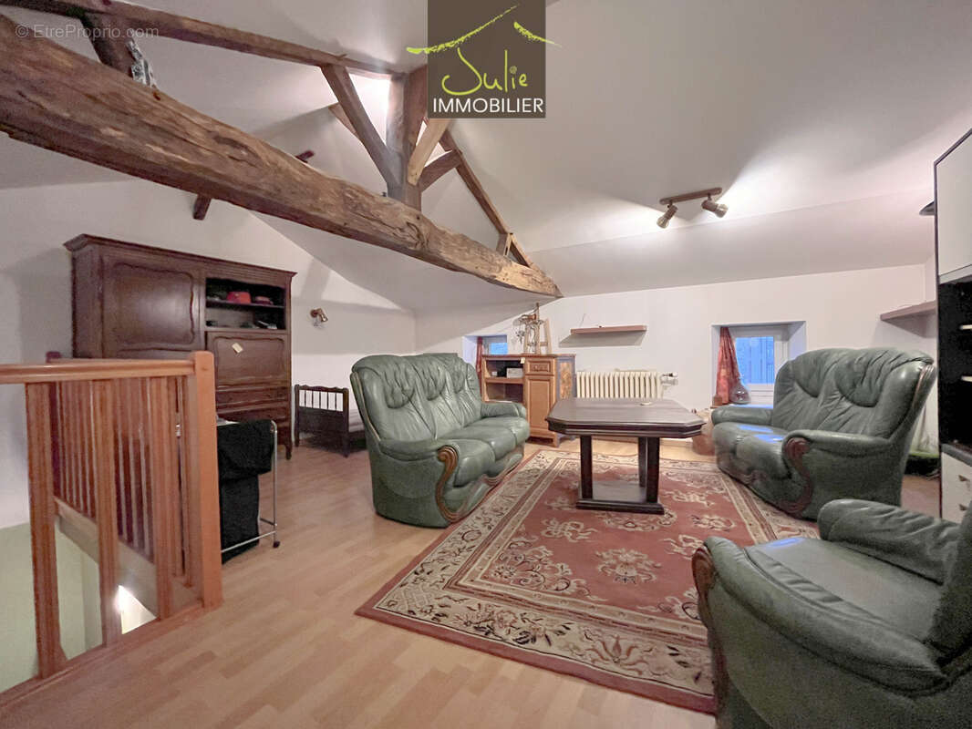 Maison à NUEIL-LES-AUBIERS