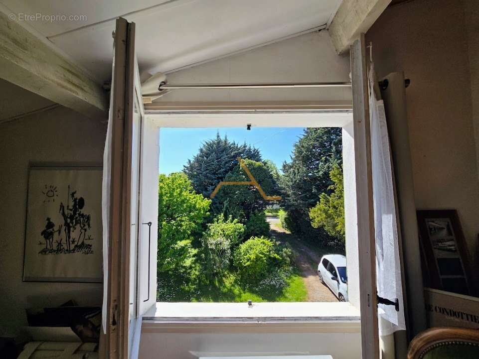 Maison à LA BEGUDE-DE-MAZENC